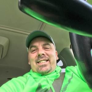 Meet your Posher, Donnie